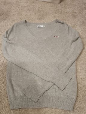Hollister Light Gray V-Neck Pullover Sweater with Logo